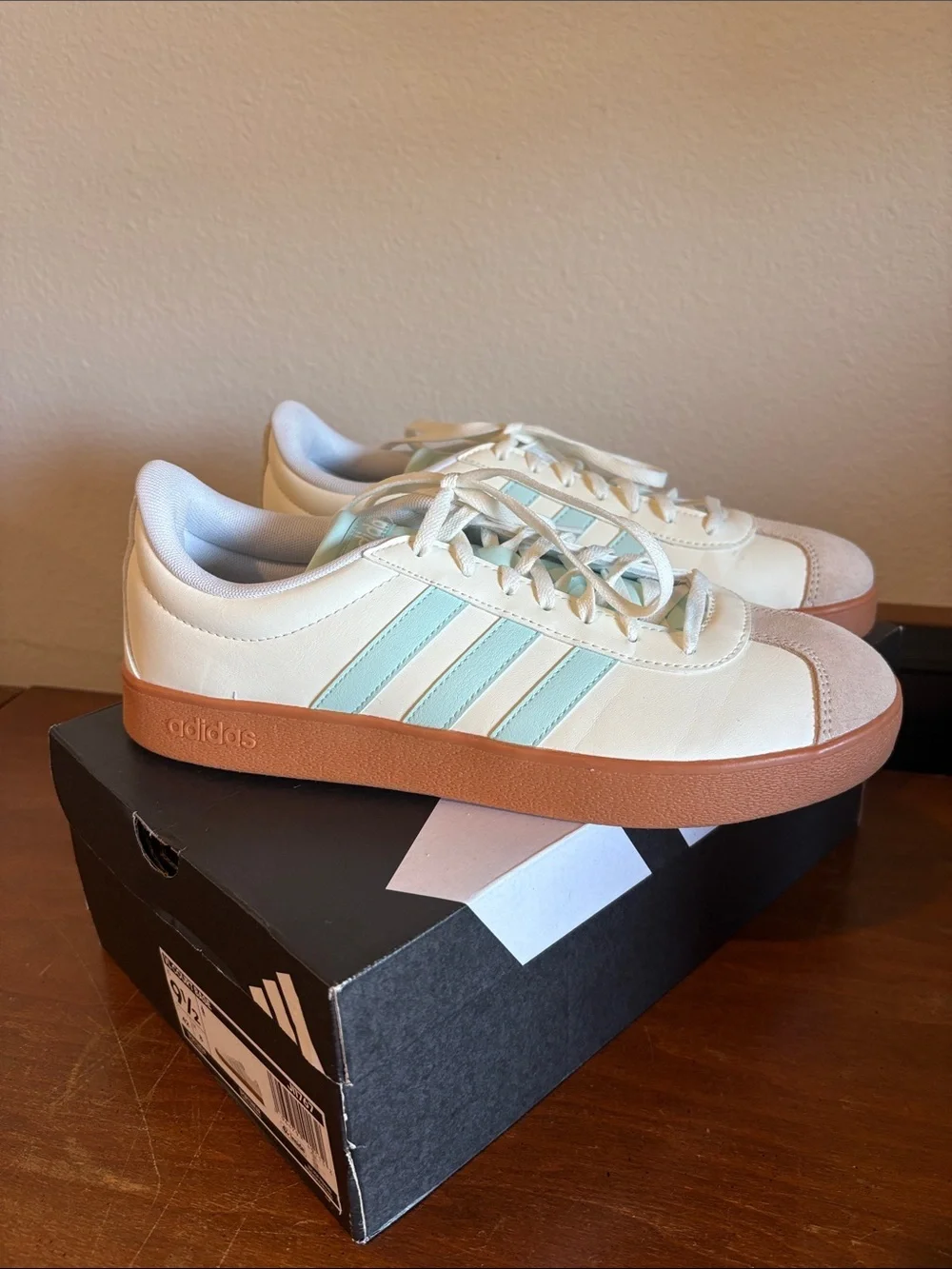 adidas VL Court base white with light blue strips New with box